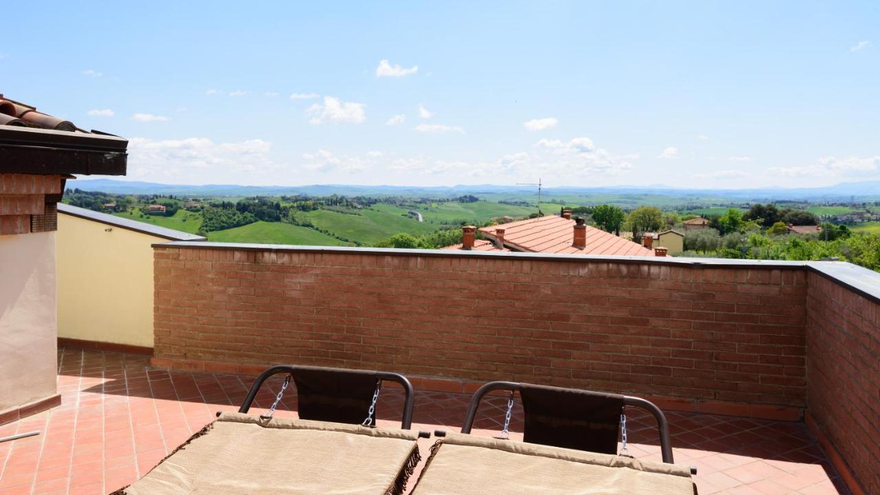 シエーナLuglie 360° Panoramic Terraceアパートメント エクステリア 写真