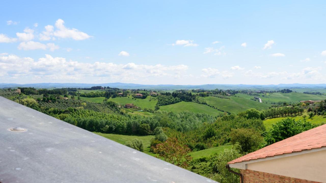 シエーナLuglie 360° Panoramic Terraceアパートメント エクステリア 写真